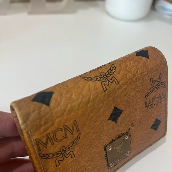 MCM VINTAGE COGNAC VISETOS SMALL TRIFOLD WALLET - Picture 11 of 16